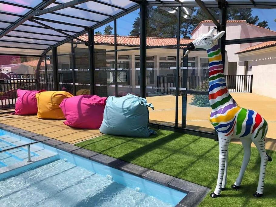 Апартаменты La Roseliere ❁ Piscine ❁ Tranquillite Сент-Илер-де-Рье Экстерьер фото